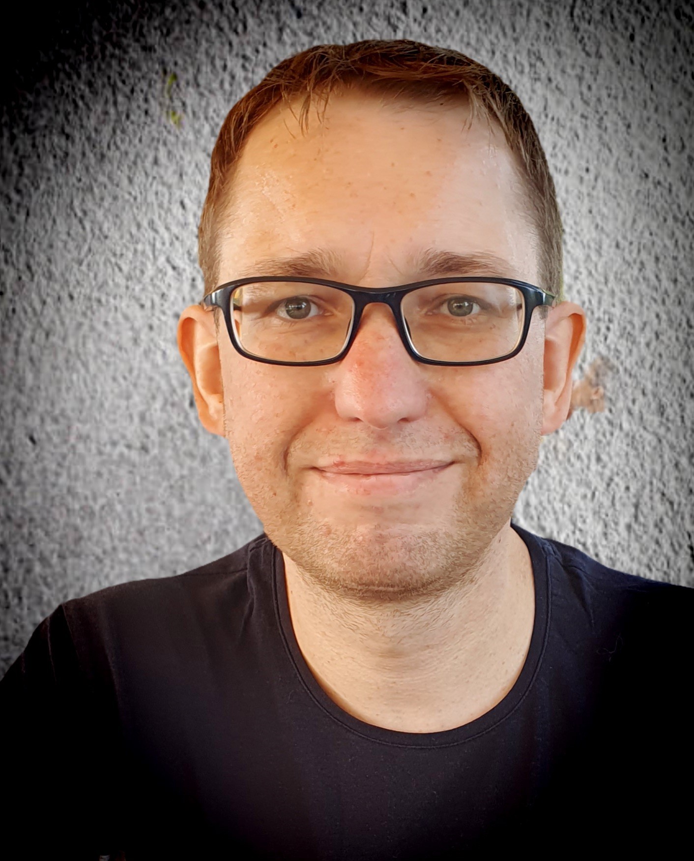 Porträt von Mitarbeiter D. M. aus dem Jahr 2025 im Team der Kirschauer Textil GmbH